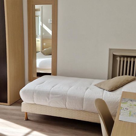 Hotel Du Commerce Fécamp Zewnętrze zdjęcie