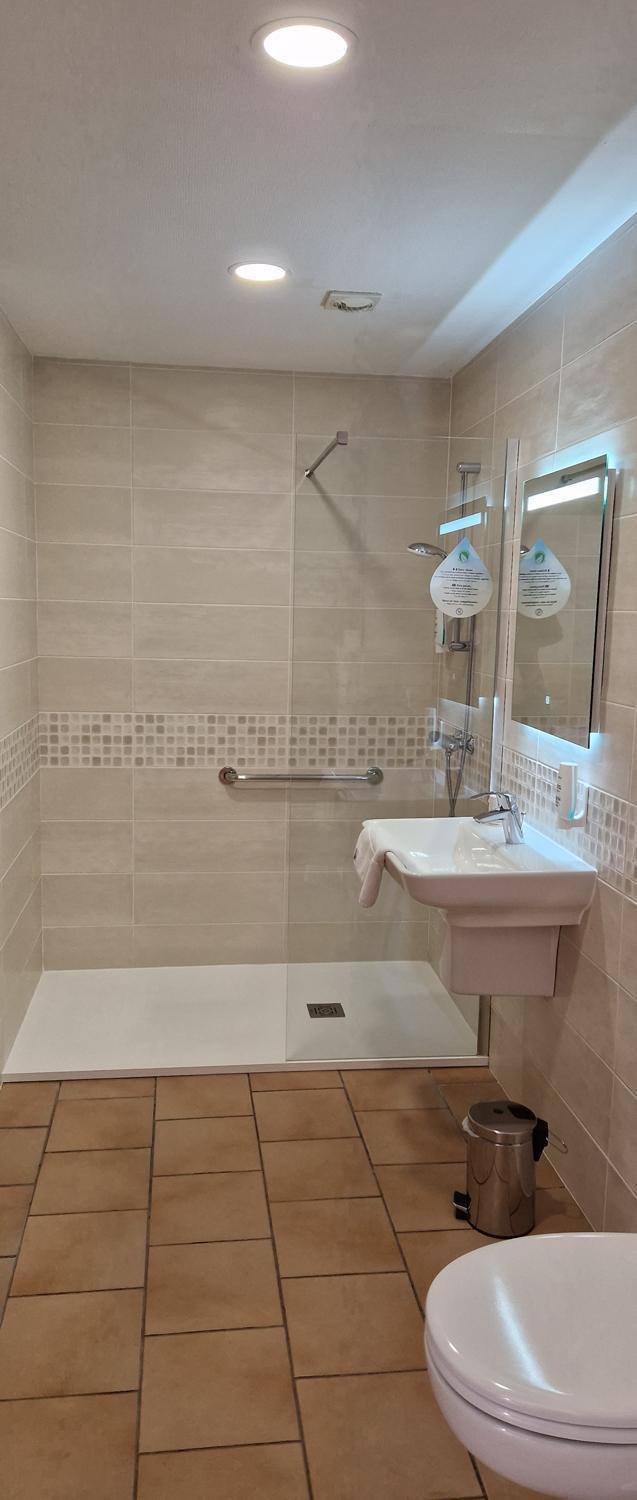 Hotel Du Commerce Fécamp Zewnętrze zdjęcie