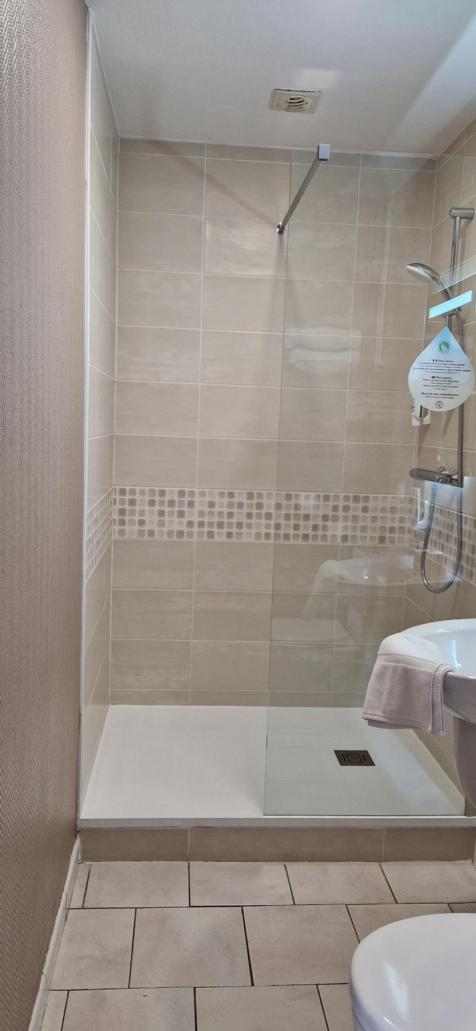 Hotel Du Commerce Fécamp Zewnętrze zdjęcie